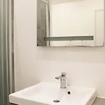 Bright In The Heart Of Апартаменты Париж